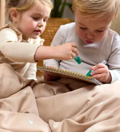 Filibabba Sengetøj - Baby - Warm Grey/Broderet Hvalen Christian