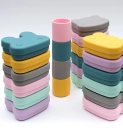 We Might Be Tiny Snackboks - Bjørn - Silikone - Mint